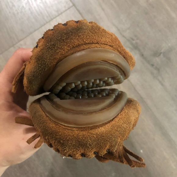 Minnetonka Kilty Suede Leather Moccasins Size 6 - Picture 4 of 5